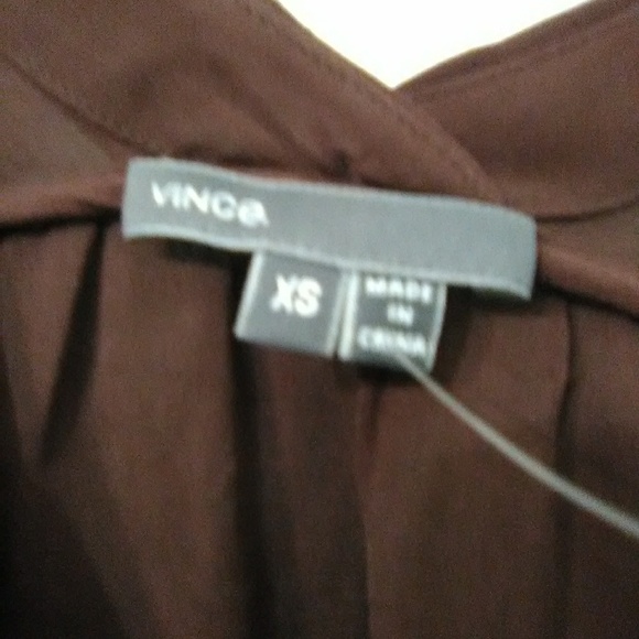 SOLDVince short sleeves top. - Picture 2 of 6